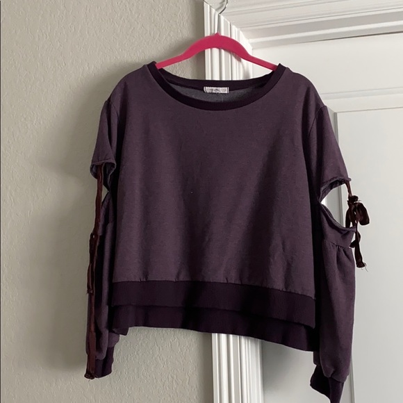Purple Cropped Cut our Sweater - Picture 1 of 1